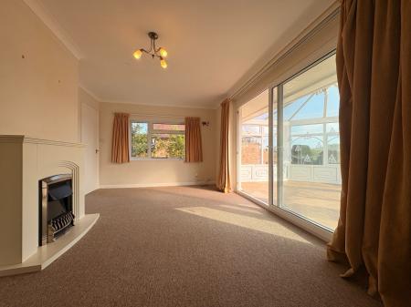 3 bedroom Bungalow for sale in Hillview, Bush Bank, Hereford, HR4
