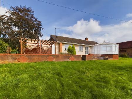3 bedroom Bungalow for sale in Bush Bank, Hereford, HR4