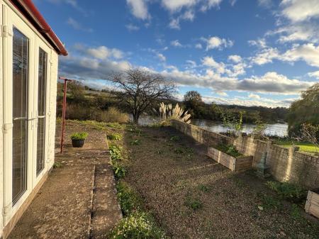 1 bedroom Bungalow to let in at Glewstone Boat, Glewstone, Ross-on-Wye, HR9