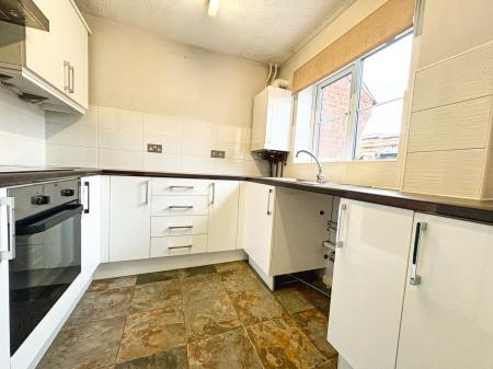2 bedroom Terraced House for sale in Primrose Close, Ross-on-Wye, HR9