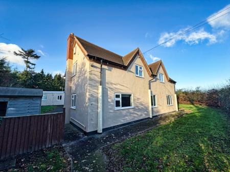 5 bedroom Detached house for sale in Underhill Access, Foy, Ross-on-Wye, HR9
