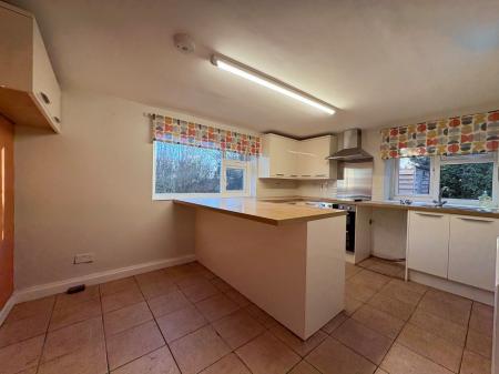 5 bedroom Detached house for sale in Underhill Access, Foy, Ross-on-Wye, HR9