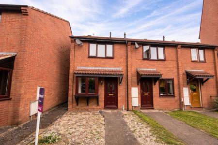 2 bedroom End of terrace house for sale in Golden Lion Close, Holmer, Hereford, HR4
