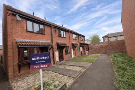 2 bedroom End of terrace house for sale in Golden Lion Close, Holmer, Hereford, HR4