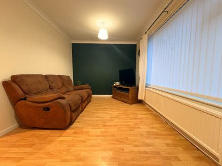 3 bedroom Terraced House to let in Dunoon Mead, Newton Farm, Hereford, HR2