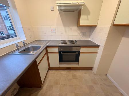 1 bedroom Flat to let in Nicholson Court, Bobblestock, Hereford, HR4