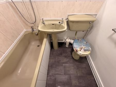 1 bedroom Flat to let in Nicholson Court, Bobblestock, Hereford, HR4