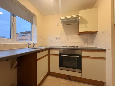 1 bedroom Flat to let in Nicholson Court, Bobblestock, Hereford, HR4