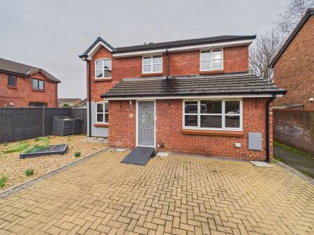 5 bedroom Detached house for sale in Priory View, Belmont, Hereford, HR2