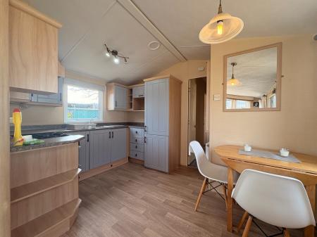 2 bedroom Mobile home to let in The Willery Manor Caravan