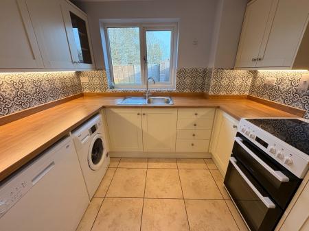 3 bedroom Terraced House to let in Gurney Avenue, Hereford, HR1