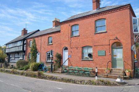 1 bedroom Cottage for sale in Bridge Street, Pembridge, HR6