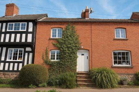 1 bedroom Cottage for sale in Bridge Street, Pembridge, HR6