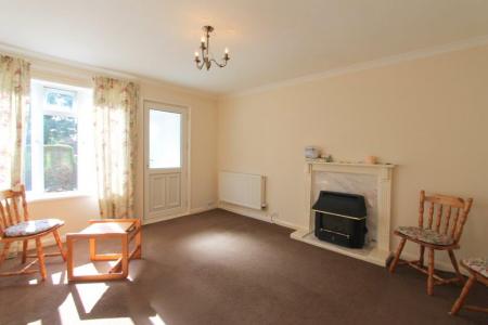 2 bedroom Semi-detached house for sale in Quarry Close, Ross-on-Wye, HR9