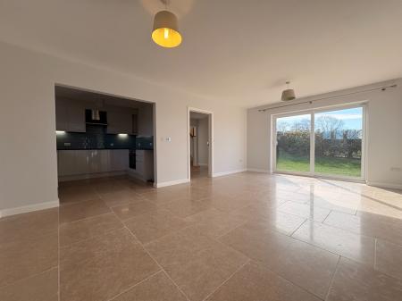 3 bedroom Detached house to let in High Meadow, Bridstow, Ross-on-Wye, HR9