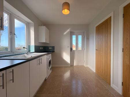 3 bedroom Detached house to let in High Meadow, Bridstow, Ross-on-Wye, HR9