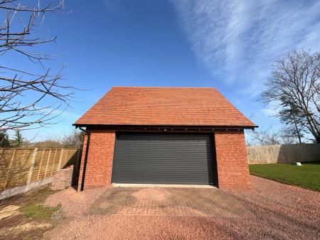 3 bedroom Detached house to let in High Meadow, Bridstow, Ross-on-Wye, HR9