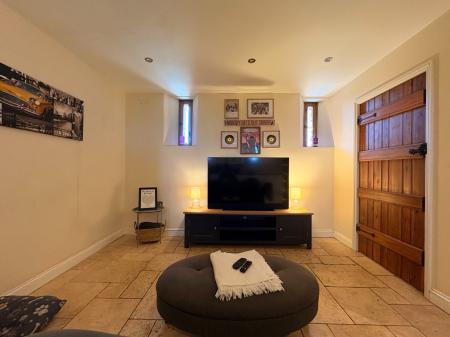 4 bedroom Barn Conversion to let in Hill of Eaton, Foy, Ross-on-Wye, HR9