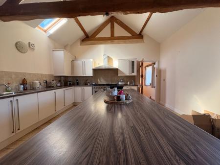 4 bedroom Barn Conversion to let in Hill of Eaton, Foy, Ross-on-Wye, HR9