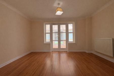 4 bedroom Detached house to let in St James Close, Bartestree, HR1