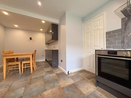 4 bedroom Detached house to let in St James Close, Bartestree, HR1