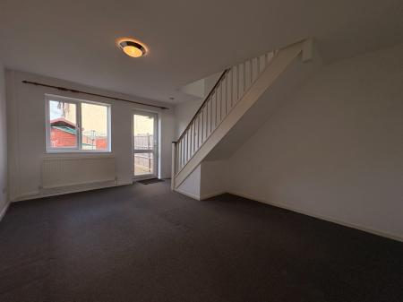 2 bedroom Terraced House to let in Asquith Close, Hereford, HR4