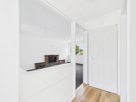 2 bedroom Flat to let in Beaufort Avenue, Hereford, HR2