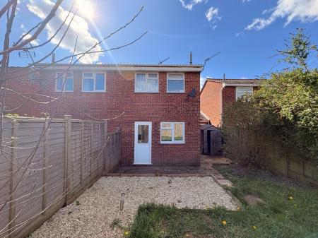 2 bedroom Semi-detached house for sale in Duxmere Drive, Ross-on-Wye, HR9