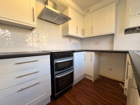 2 bedroom Semi-detached house for sale in Duxmere Drive, Ross-on-Wye, HR9