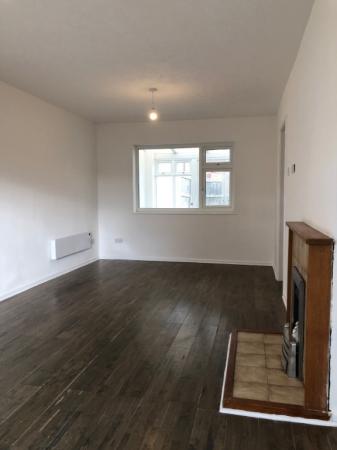 3 bedroom Terraced House to let in Whitecastle Close, Newton Farm, Hereford, HR2