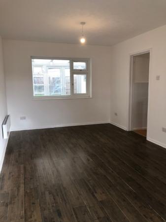 3 bedroom Terraced House to let in Whitecastle Close, Newton Farm, Hereford, HR2