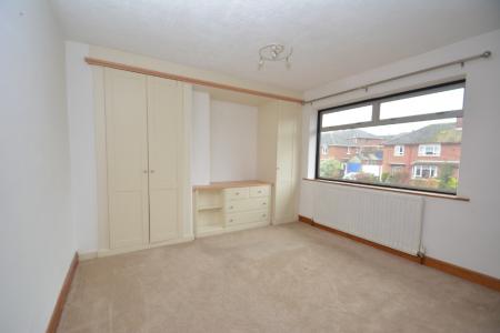 4 bedroom Semi-detached house to let in Arkwright Close, Whitecross, Hereford, HR4