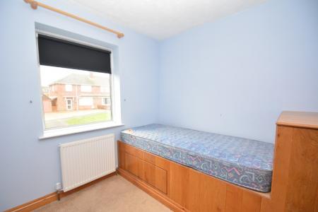 4 bedroom Semi-detached house to let in Arkwright Close, Whitecross, Hereford, HR4