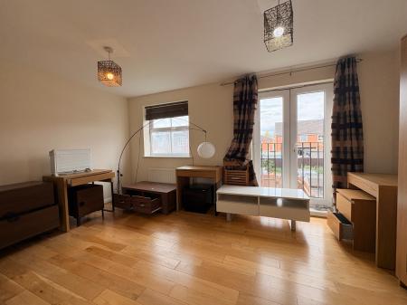 3 bedroom Town house to let in Railway View, Barrs Court Road, Hereford, HR1