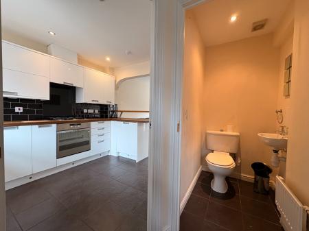 3 bedroom Town house to let in Railway View, Barrs Court Road, Hereford, HR1