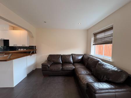 3 bedroom Town house to let in Railway View, Barrs Court Road, Hereford, HR1