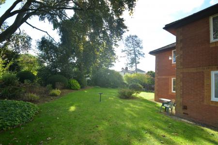 1 bedroom Flat to let in Whitecross Road, Hereford, HR4