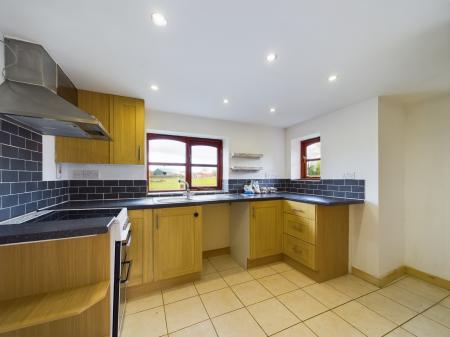 2 bedroom Detached house to let in Preston Wynne, Hereford, HR1