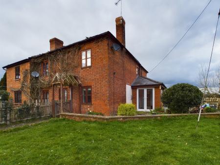 2 bedroom Detached house to let in Preston Wynne, Hereford, HR1