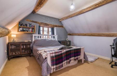 5 bedroom Country House to let in Knightshill Farm, Lea, Ross-on-Wye, HR9