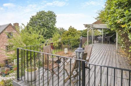 5 bedroom Country House to let in Knightshill Farm, Lea, Ross-on-Wye, HR9