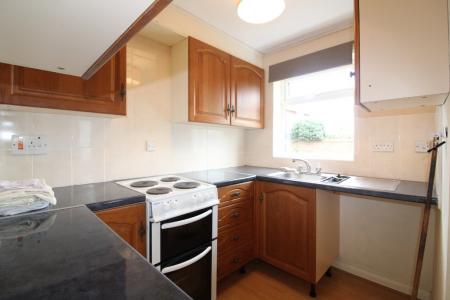 1 bedroom Studio flat to let in Sandown Drive, Hereford, HR4