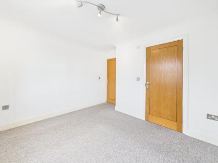 2 bedroom Flat to let in Folly Lane, Hereford, HR1