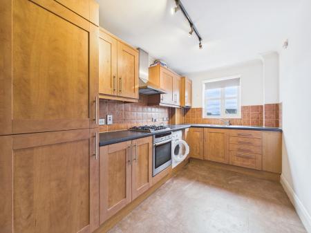 2 bedroom Flat to let in Folly Lane, Hereford, HR1