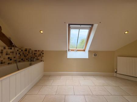 3 bedroom Detached house to let in Sollers Hope, Sollers Hope, Hereford, HR1