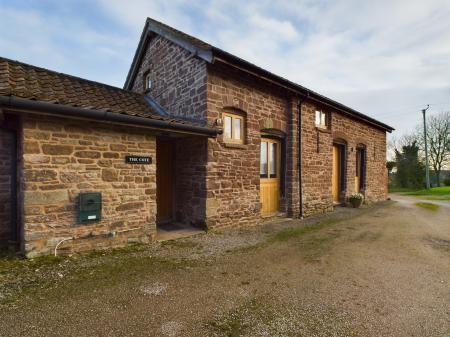 2 bedroom Detached house to let in Laskett Lane, Much Birch, HR2