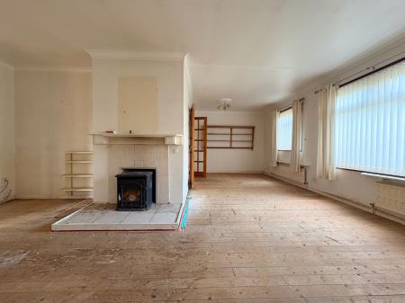 3 bedroom Bungalow for sale in Walkers Green, Marden, Hereford, HR1