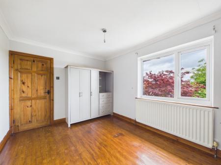 4 bedroom Semi-detached house for sale in Arkwright Close, Whitecross, Hereford, HR4