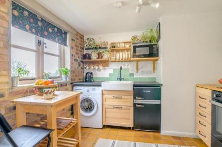 2 bedroom Detached house to let in Walford, Walford, Ross-on-Wye, HR9