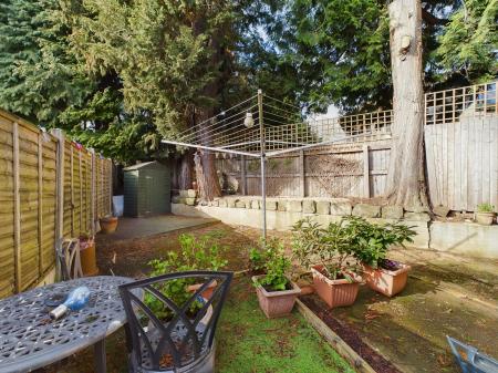 2 bedroom Flat to let in Holme Lacy Road, Putson, Hereford, HR2